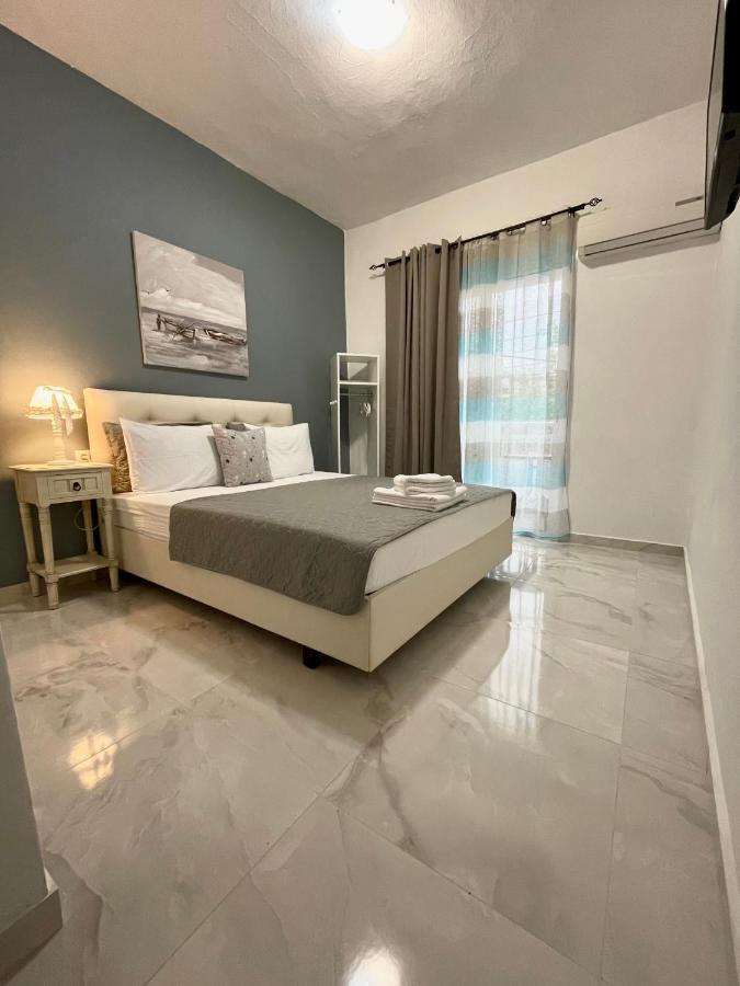 Nisel Seaside Apartment ปาราเลียกาเตอรีนิส ภายนอก รูปภาพ